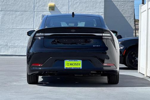 2026 Toyota Prius Plug-In Hybrid 