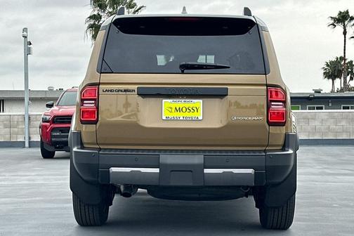 2026 Toyota Land Cruiser Base