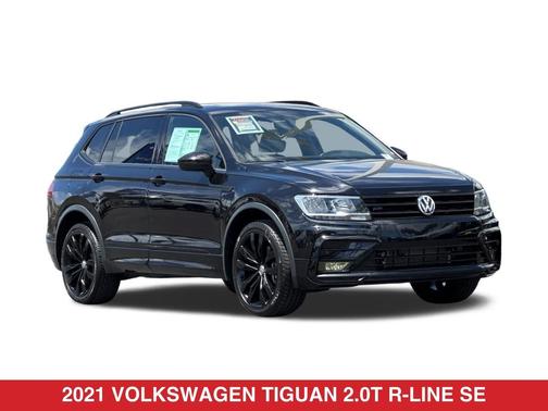 Deep Black Pearl 2021 Volkswagen Tiguan 2.0T SE R-Line Black