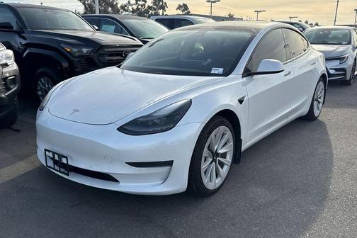 2021 Tesla Model 3 Standard Range Plus