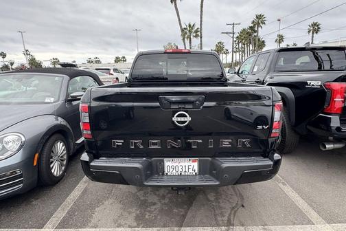 2023 Nissan Frontier SV