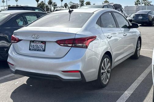 2022 Hyundai Accent Limited