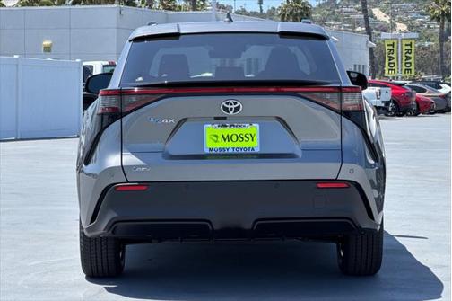 2025 Toyota bZ4X XLE