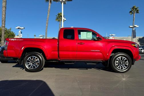 2022 Toyota Tacoma TRD Sport