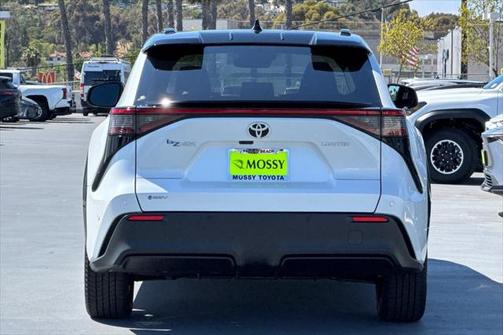 2025 Toyota bZ4X Limited