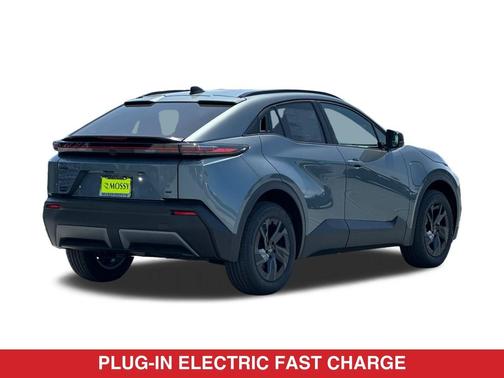 Overcast 2026 Toyota C-HR SE