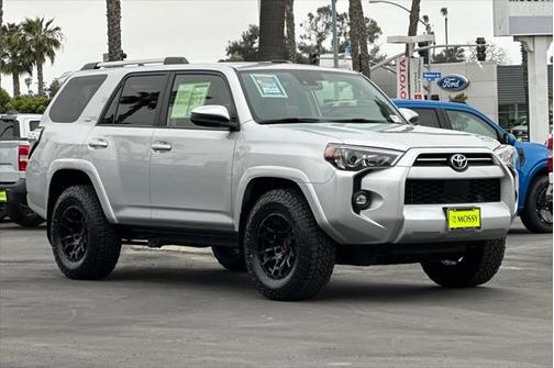 2024 Toyota 4Runner SR5