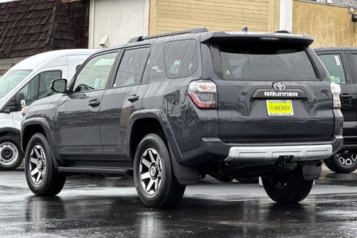 2024 Toyota 4Runner TRD Off Road