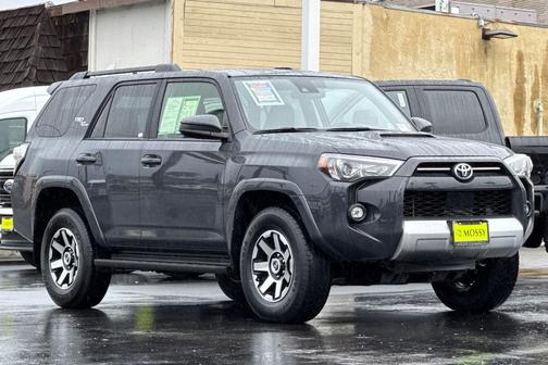 2024 Toyota 4Runner TRD Off Road