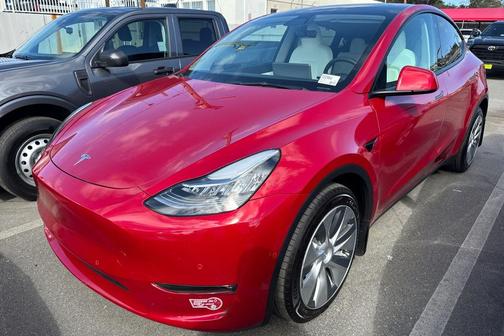 2022 Tesla Model Y Long Range Dual Motor All-Wheel Drive