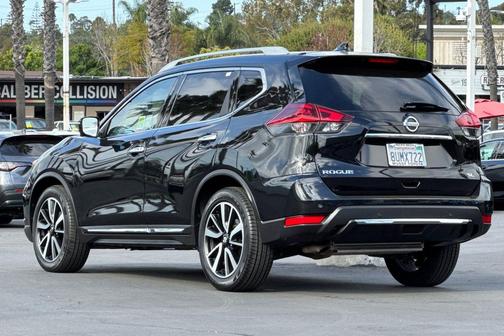 2020 Nissan Rogue SL