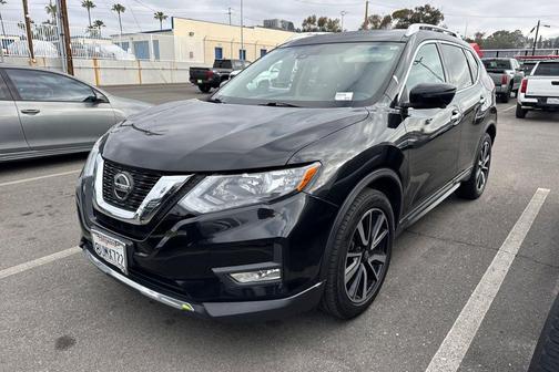2020 Nissan Rogue SL