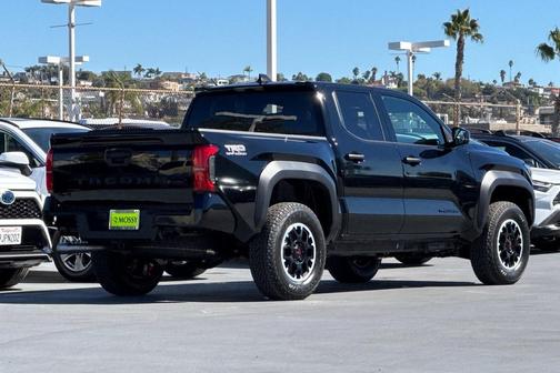 2025 Toyota Tacoma TRD Off-Road