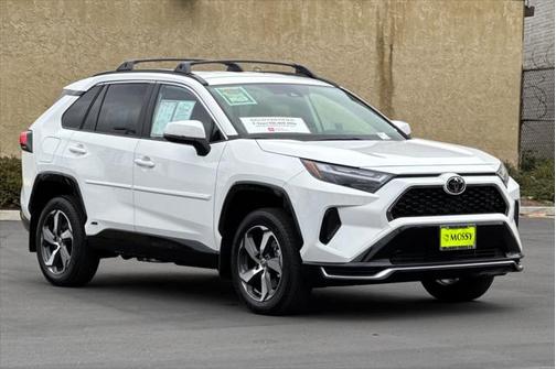 2025 Toyota RAV4 Hybrid SE