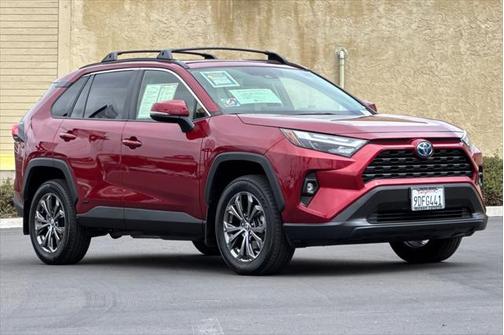 2022 Toyota RAV4 Hybrid XLE Premium