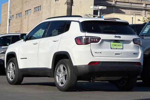 2023 Jeep Compass Latitude