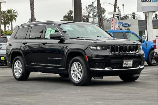 2022 Jeep Grand Cherokee L Laredo