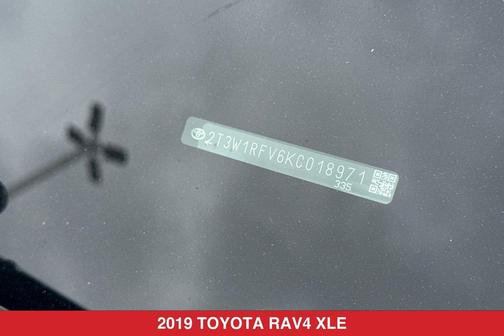 Silver Sky Metallic 2019 Toyota RAV4 XLE