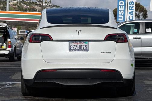 2022 Tesla Model Y Performance Dual Motor All-Wheel Drive