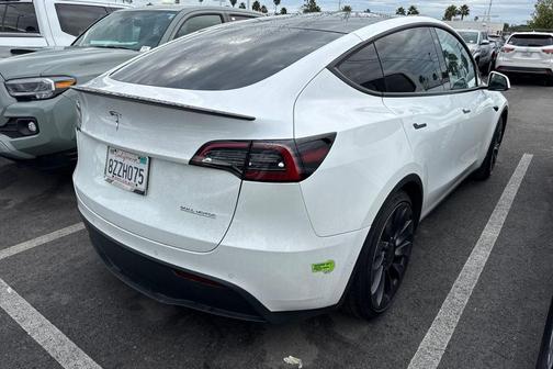 2022 Tesla Model Y Performance Dual Motor All-Wheel Drive