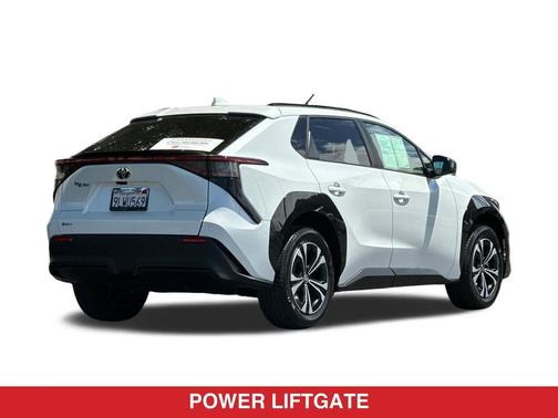 Wind Chill Pearl 2024 Toyota bZ4X XLE