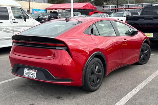 2026 Toyota Prius LE