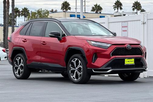 2025 Toyota RAV4 Hybrid SE