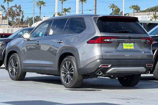 2026 Toyota Grand Highlander Hybrid Platinum MAX