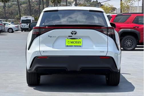 2025 Toyota bZ4X XLE
