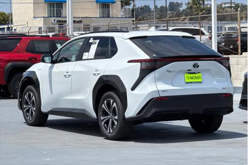 2025 Toyota bZ4X XLE