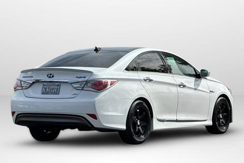 2015 Hyundai SONATA Hybrid Limited