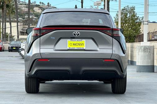 2026 Toyota bZ XLE Plus