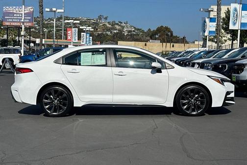 2024 Toyota Corolla SE