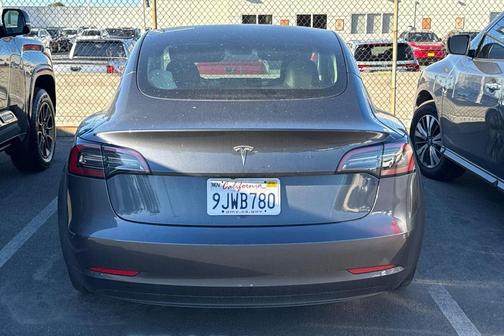 2023 Tesla Model 3 Standard Range