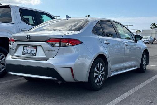 2021 Toyota Corolla Hybrid LE
