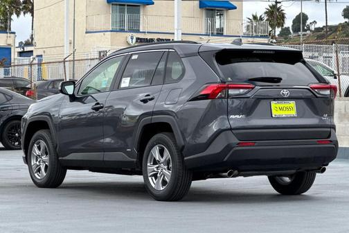 2025 Toyota RAV4 Hybrid LE