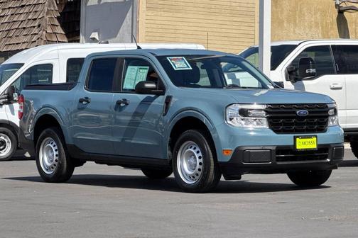 2023 Ford Maverick XL