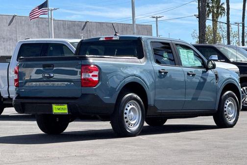 2023 Ford Maverick XL