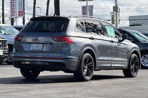 2023 Volkswagen Tiguan 2.0T SE R-Line Black