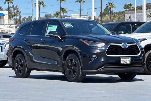 2023 Toyota Highlander Hybrid LE