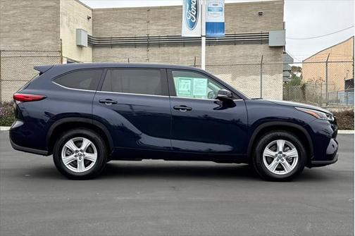 2021 Toyota Highlander L