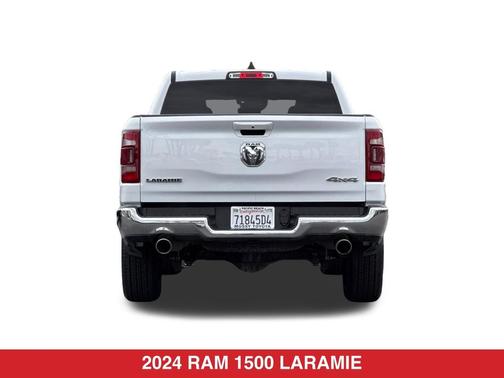 Bright White Clearcoat 2024 RAM 1500 Laramie