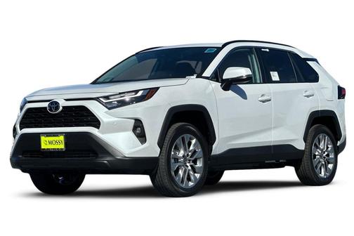 2025 Toyota RAV4 XLE Premium