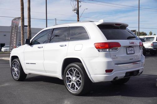 2020 Jeep Grand Cherokee Overland