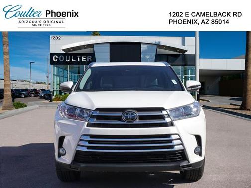 Photo 5 of 21 of 2018 Toyota Highlander Limited