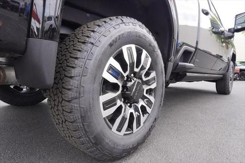 2025 GMC Sierra 3500 Denali