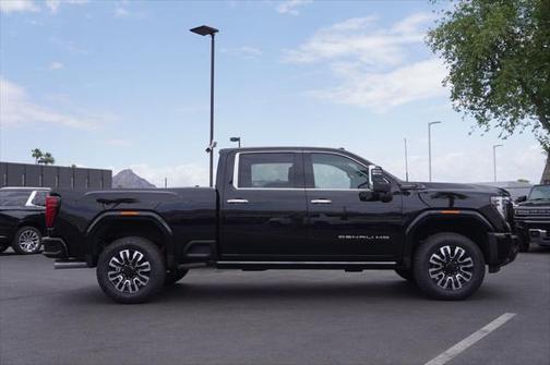 2025 GMC Sierra 3500 Denali