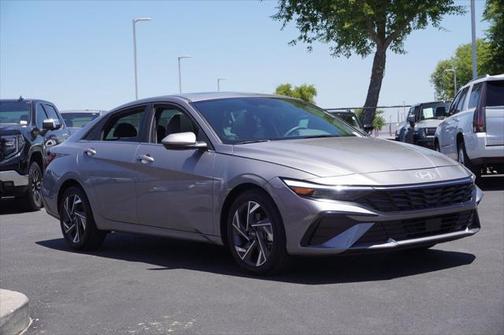 2025 Hyundai ELANTRA SEL