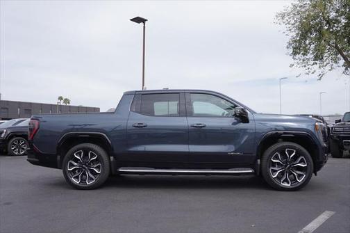 2025 GMC Sierra EV Extended Range Denali