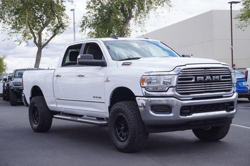 2020 RAM 2500 Big Horn Crew Cab 4X4 6'4' Box